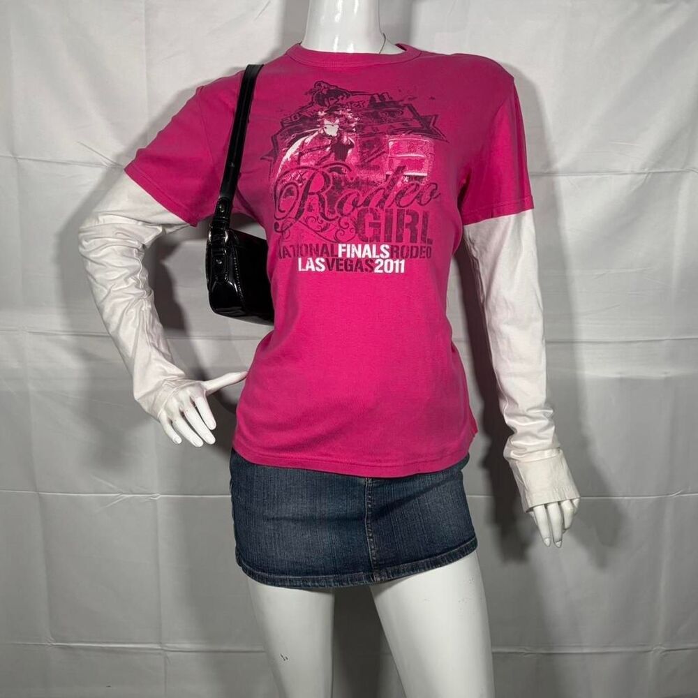 2011 Rodeo Girl Las Vegas Graphic Horse Tee🐎 - Size XL
